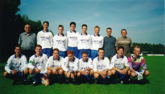 KLIK HIER OM NAAR DE SITE VAN MIJN CLUB TE GAAN